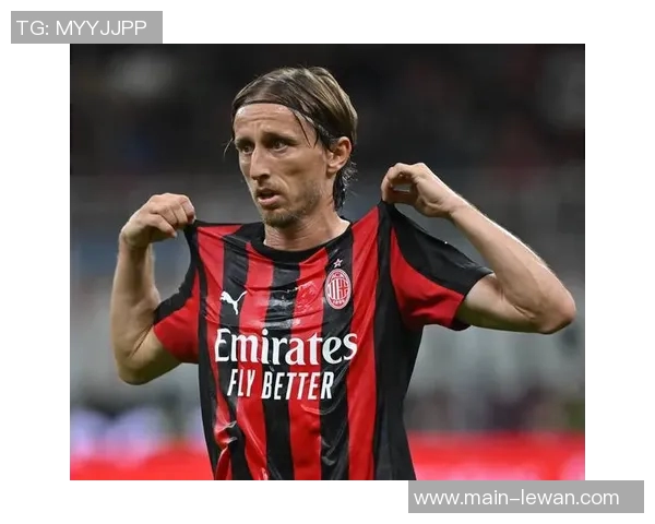 AC米兰足球队的辉煌历史与未来展望：从传奇球员到战术革新之路